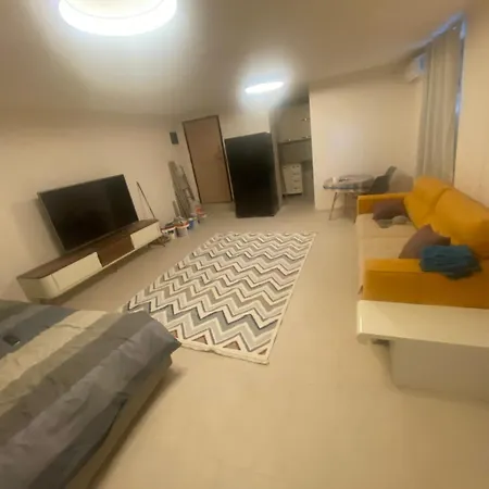 Apartment 23